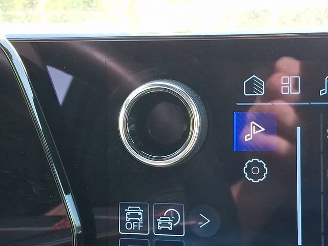 Used 2024 Chevrolet Silverado EV RST AWD/4WD image 26