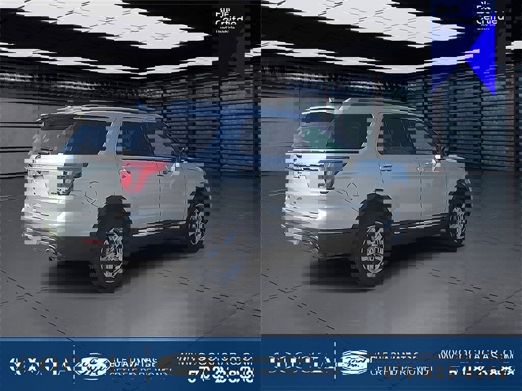 Certified 2016 Ford Explorer XLT w/ Equipment Group 202A image 4