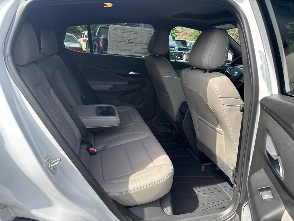 New 2026 Buick Envista Sport Touring FWD image 12