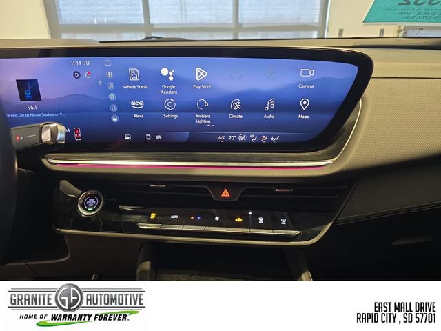 Used 2024 Buick Envision Preferred AWD/4WD image 18