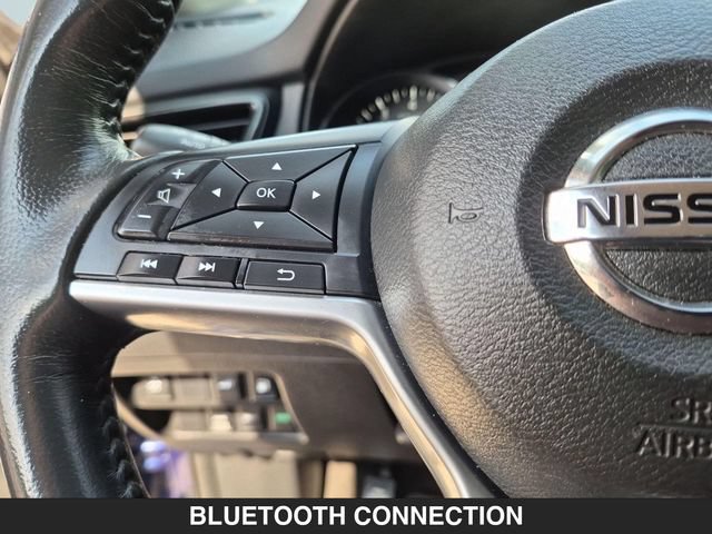 Used 2018 Nissan Rogue SV AWD/4WD image 17