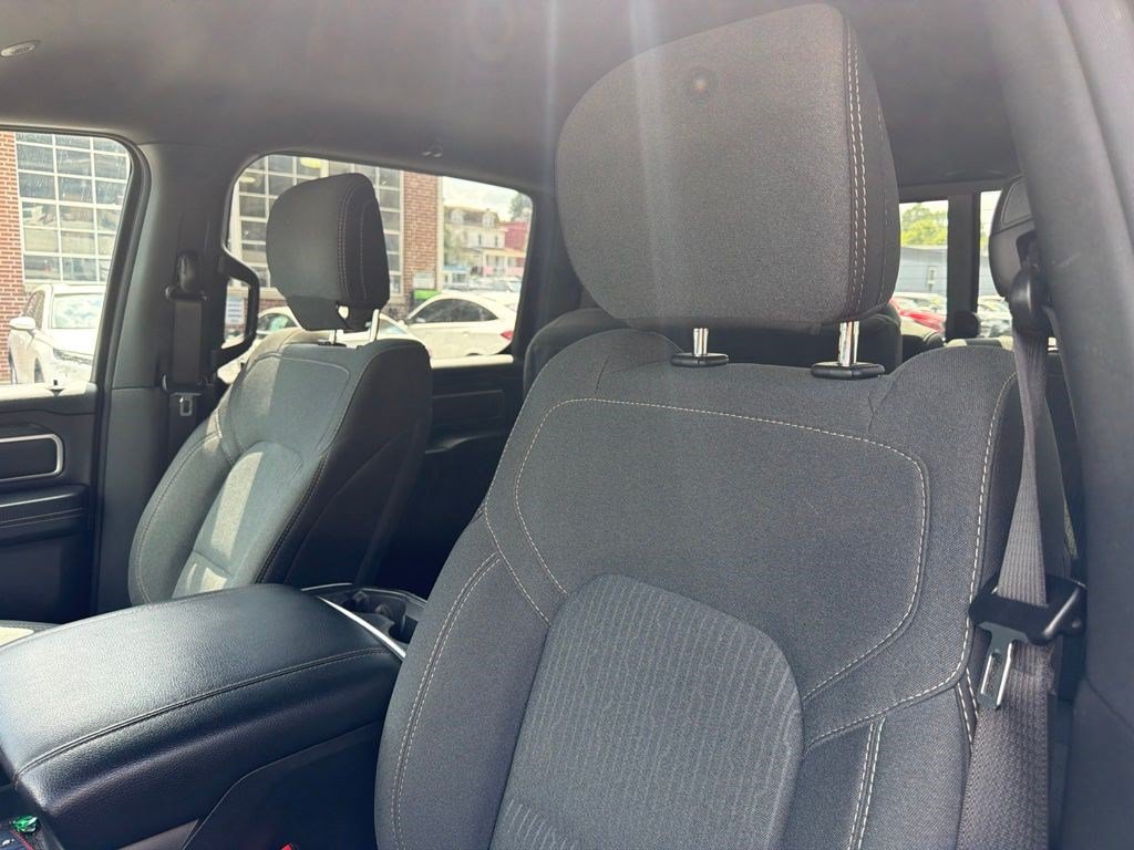 Used 2023 RAM 1500 Big Horn AWD/4WD image 9