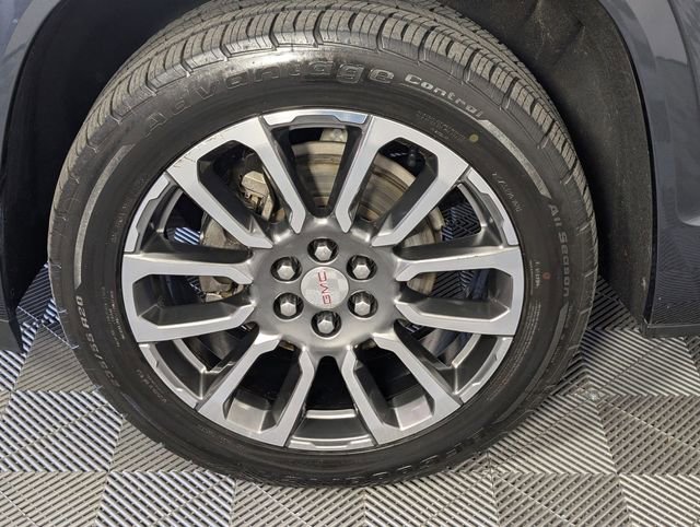 Used 2020 GMC Acadia Denali w/ Trailering Package image 8