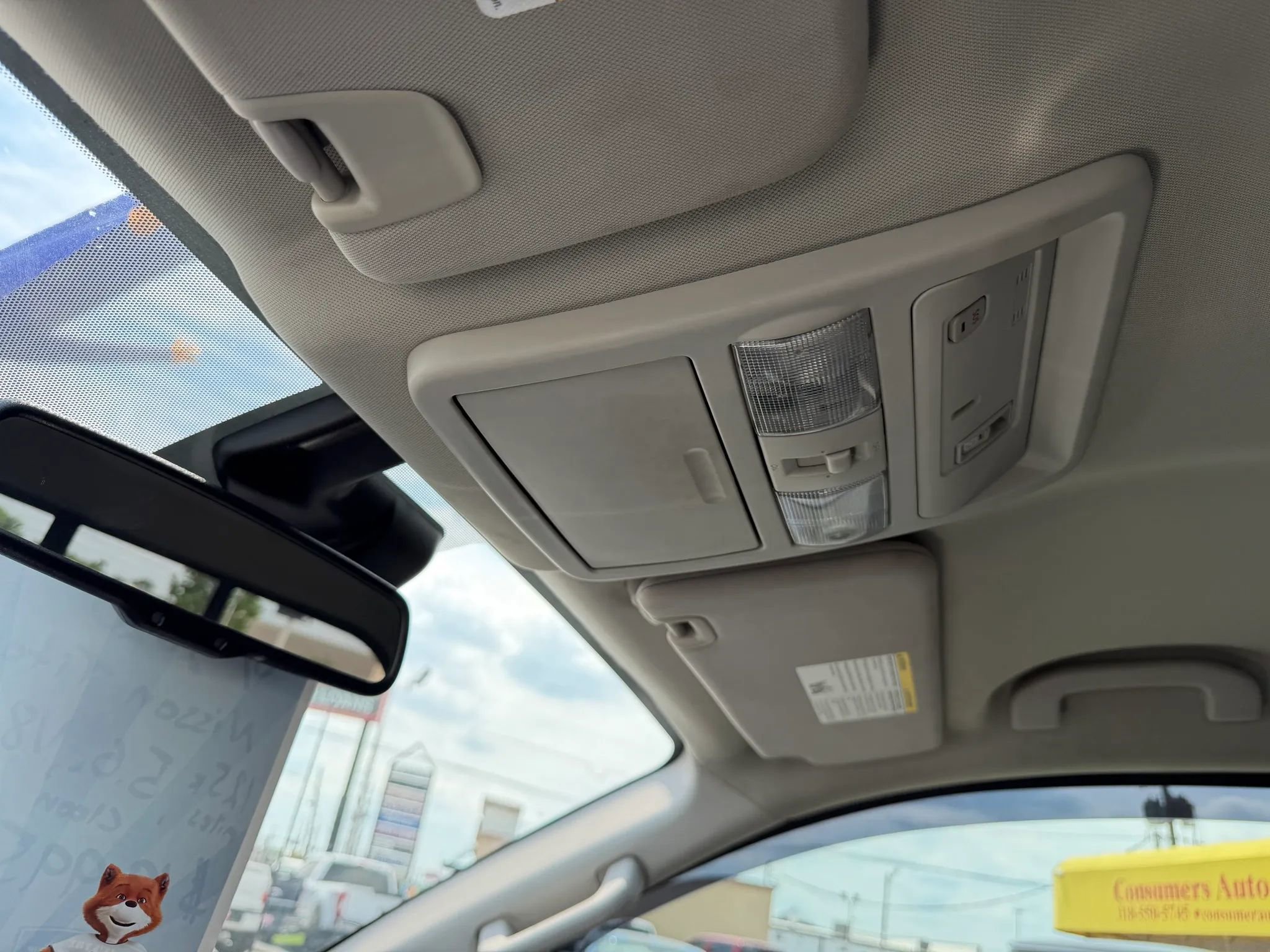 Used 2020 Nissan Titan SV w/ SV Convenience Package RWD image 21