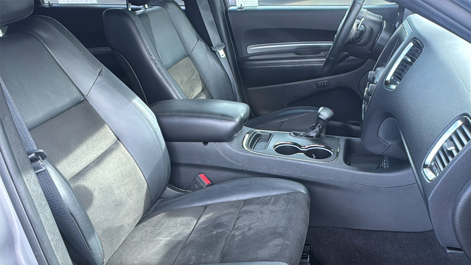 Used 2019 Dodge Durango GT image 14