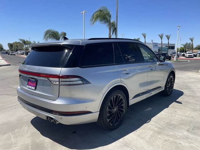 Used 2023 Lincoln Aviator Reserve w/ Equipment Group 201A AWD/4WD image 8