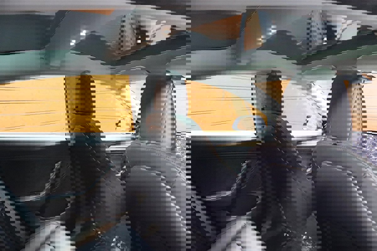 Used 2023 Tesla Model 3 Standard Range image 61