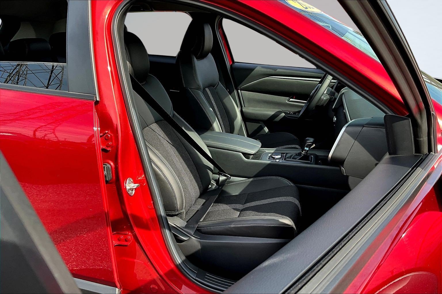Used 2025 MAZDA CX-50 AWD 2.5 S w/ Preferred Package image 26