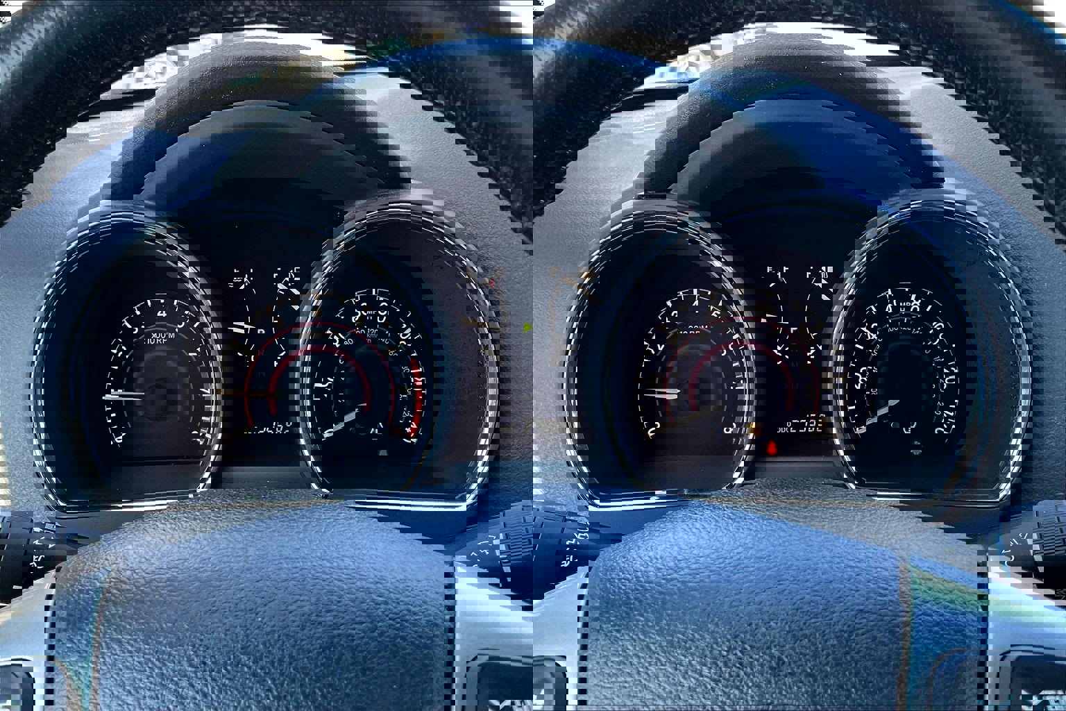 Used 2011 Toyota Highlander Limited w/ Tow Pkg image 13