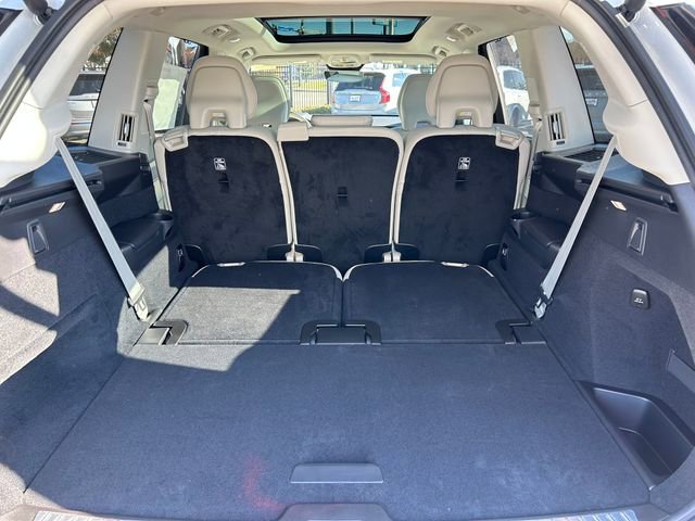 New 2026 Volvo XC90 B6 Ultra image 17