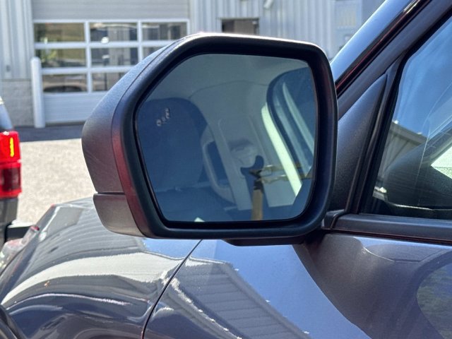 Used 2026 Ford Explorer Active AWD/4WD image 8