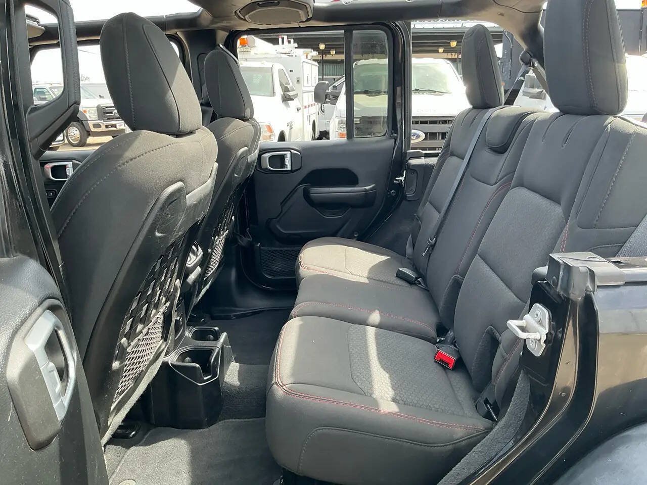 Used 2020 Jeep Wrangler Unlimited Rubicon AWD/4WD image 15