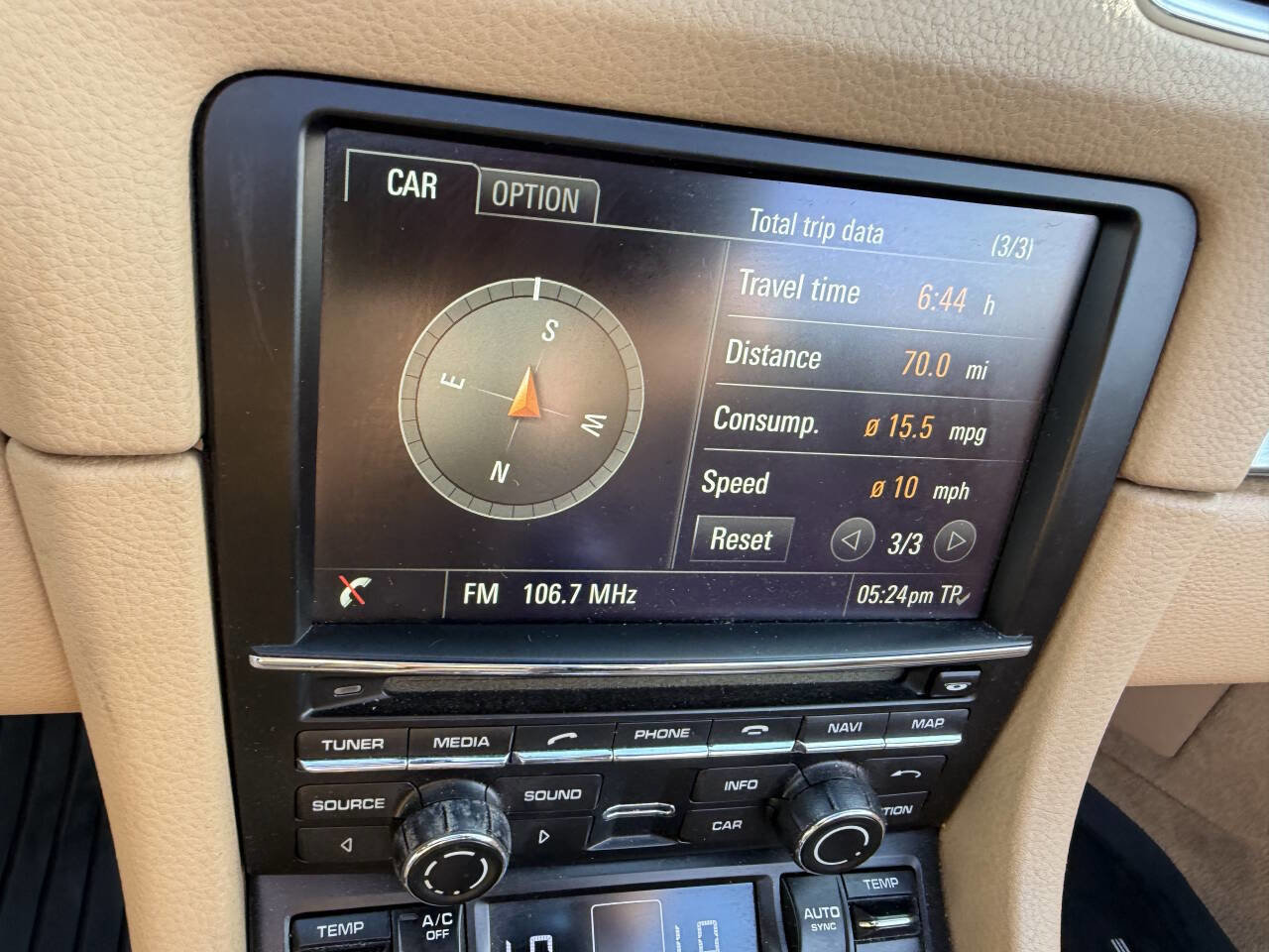 Used 2015 Porsche Boxster Base 2dr Convertible image 25