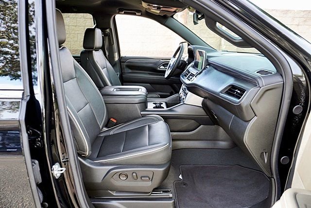 Used 2024 GMC Yukon SLT RWD image 11