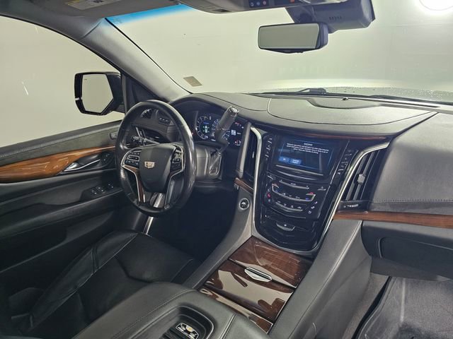Used 2019 Cadillac Escalade ESV Luxury image 10