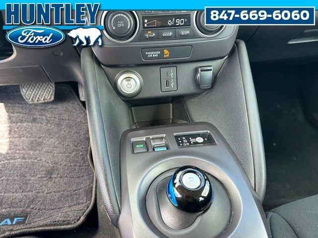 Used 2024 Nissan Leaf S image 18