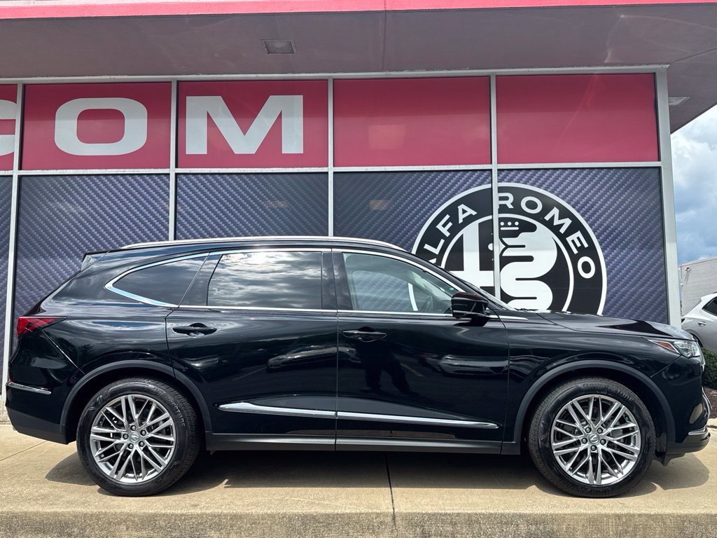 Used 2023 Acura MDX w/ Advance Package AWD/4WD image 4