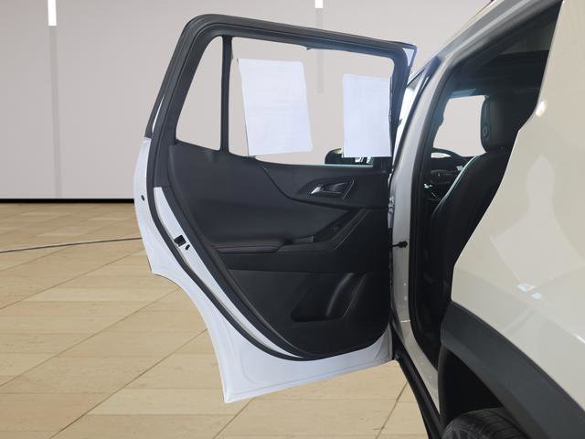 Used 2025 Chevrolet Equinox RS w/ Safety and Technology Package AWD/4WD image 30