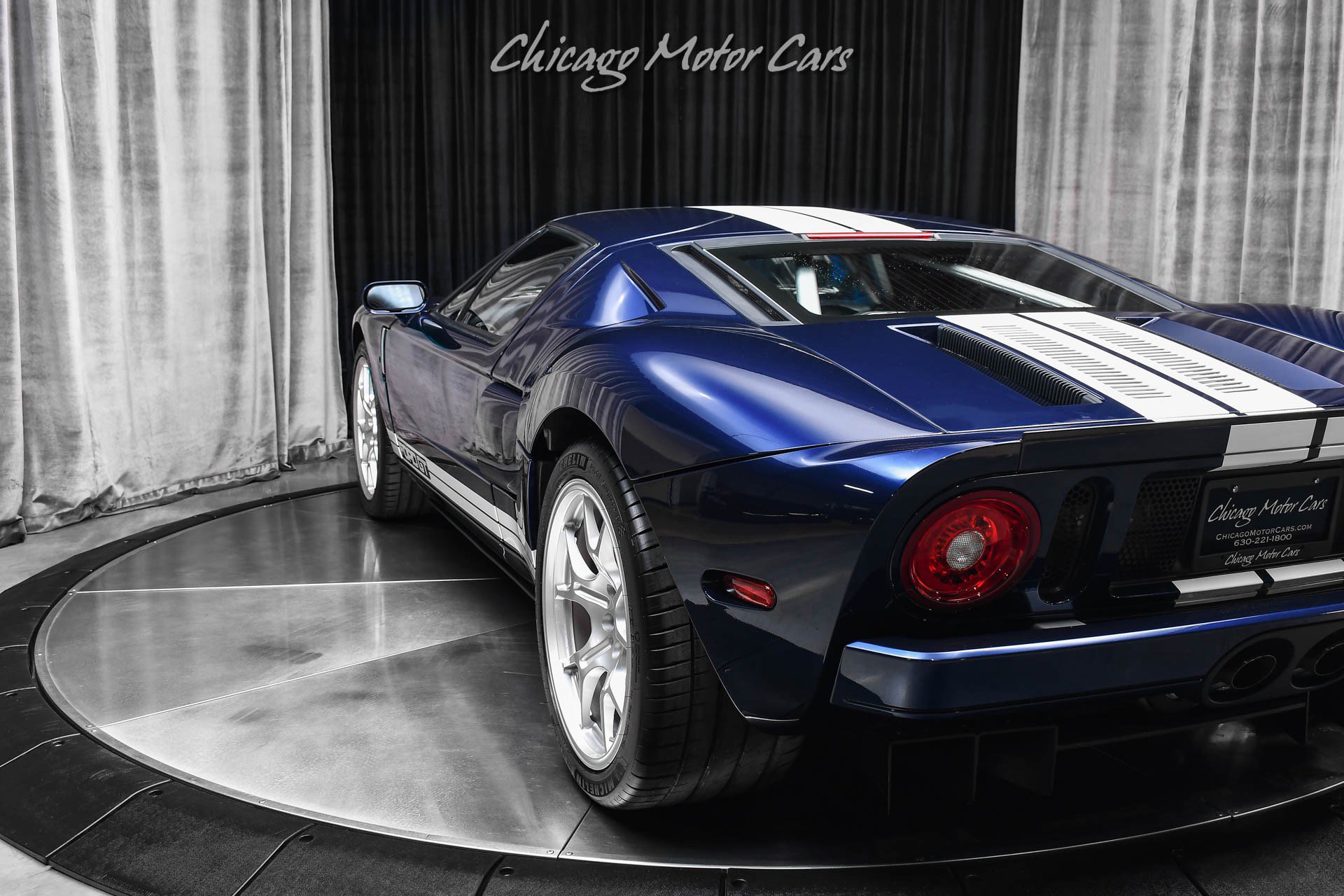 Used 2005 Ford GT image 30