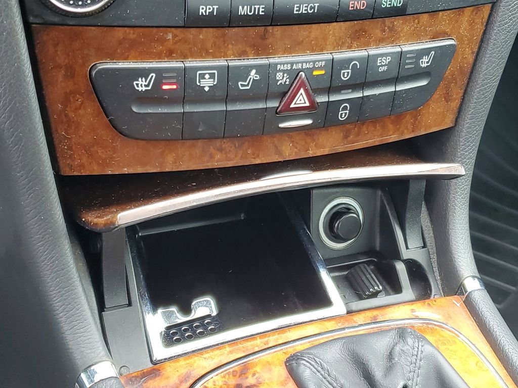 Used 2006 Mercedes-Benz E 350 4MATIC Sedan image 16