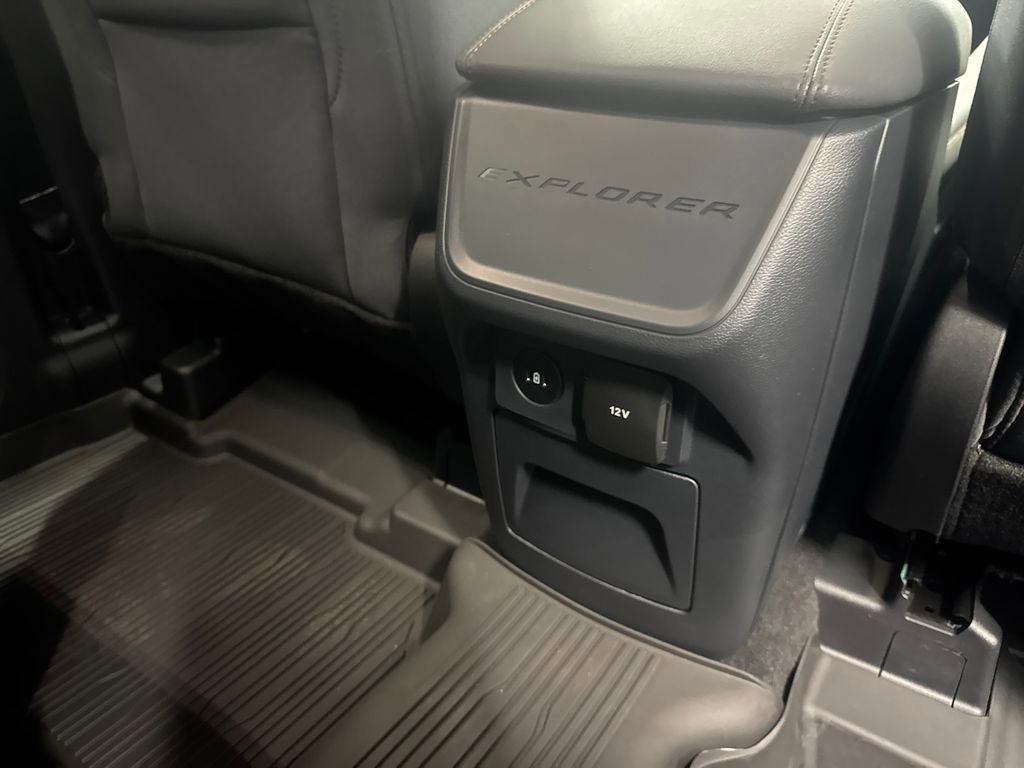 New 2026 Ford Explorer Active AWD/4WD image 34