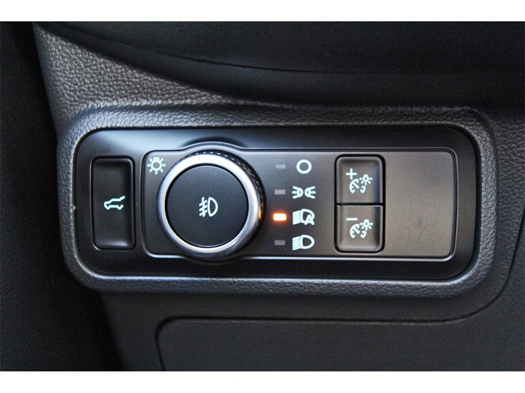 Used 2025 Ford Explorer ST-Line image 19