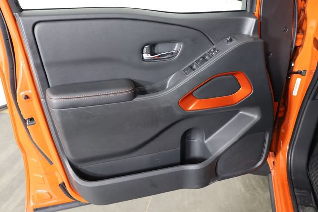 Used 2025 Nissan Frontier Pro-X RWD image 19