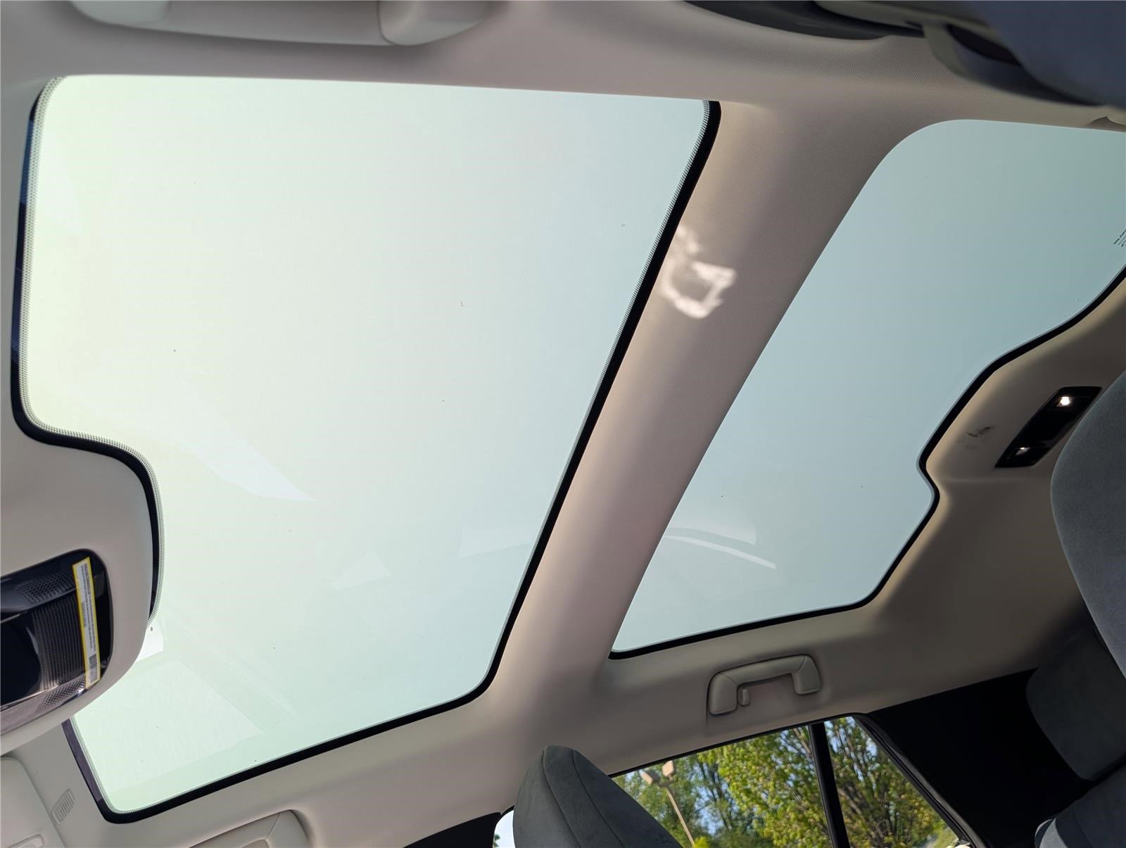 Used 2023 Lexus RZ 450e Premium w/ Accessory Package (2T) AWD/4WD image 20