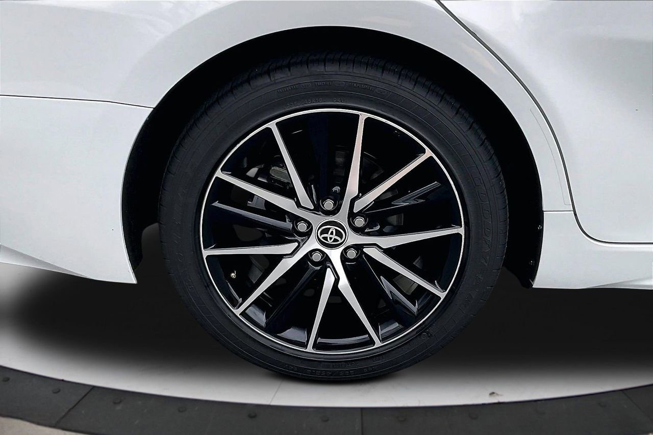 Used 2023 Toyota Camry SE image 34