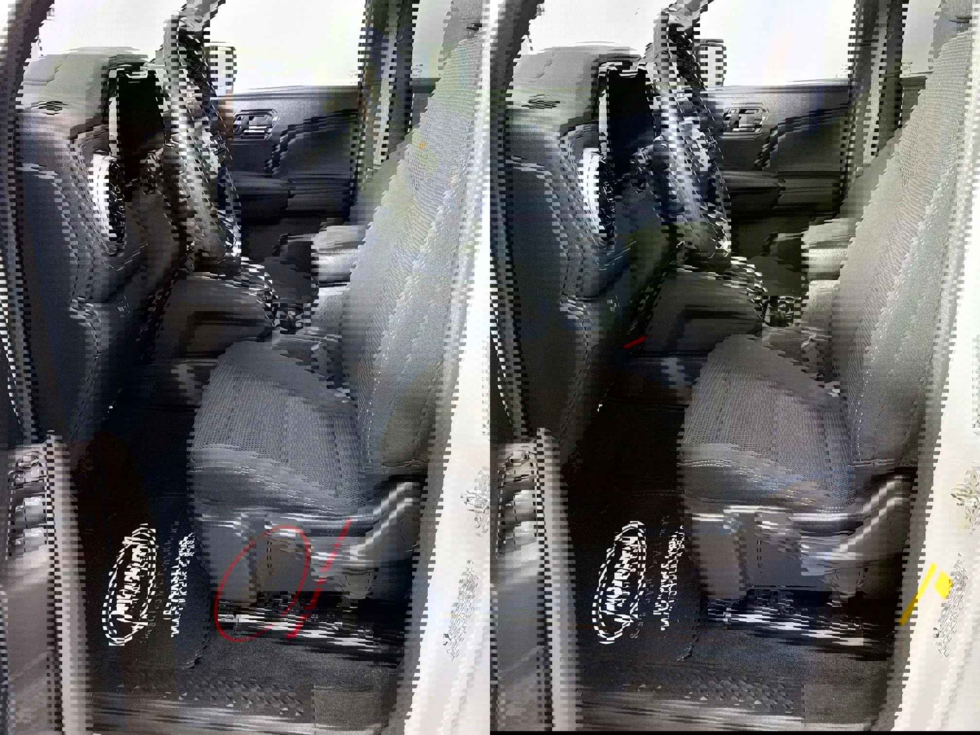 Used 2023 Chevrolet Colorado LT image 15