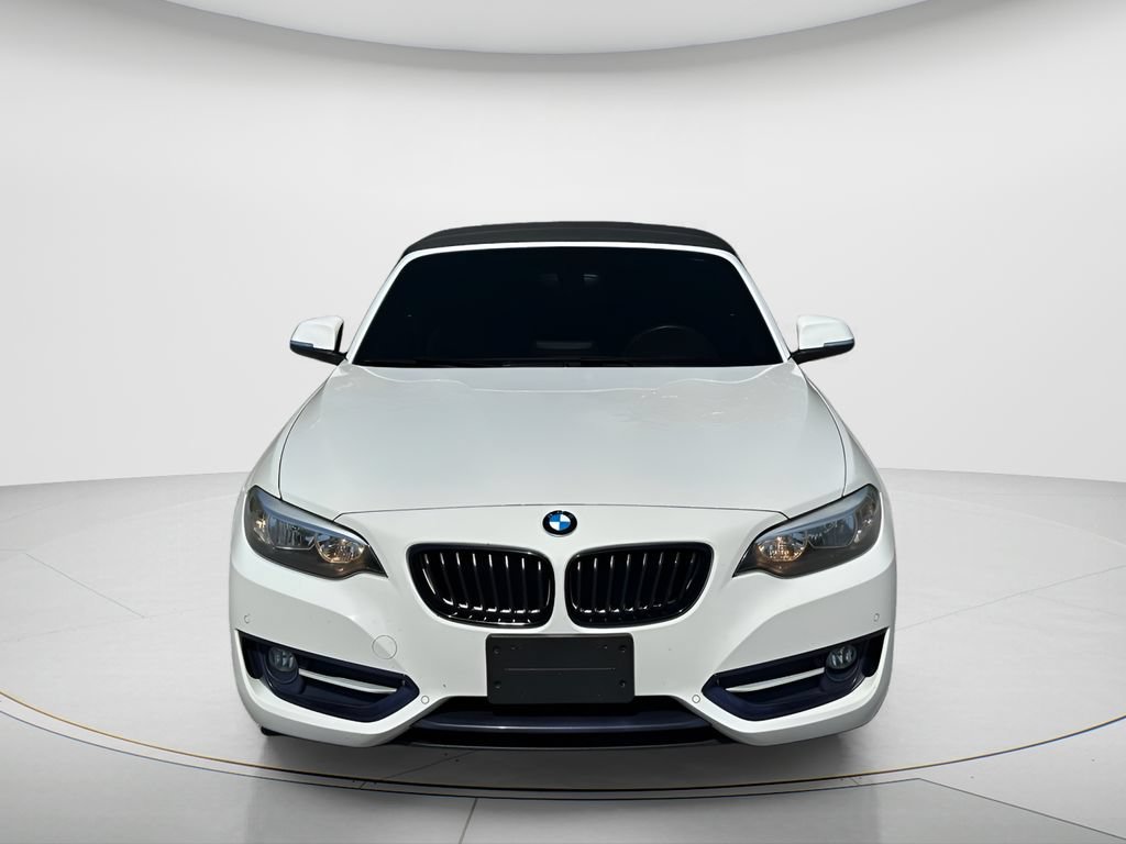 Used 2017 BMW 230i Convertible RWD image 2
