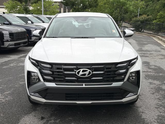 Certified 2025 Hyundai Tucson SE FWD image 2