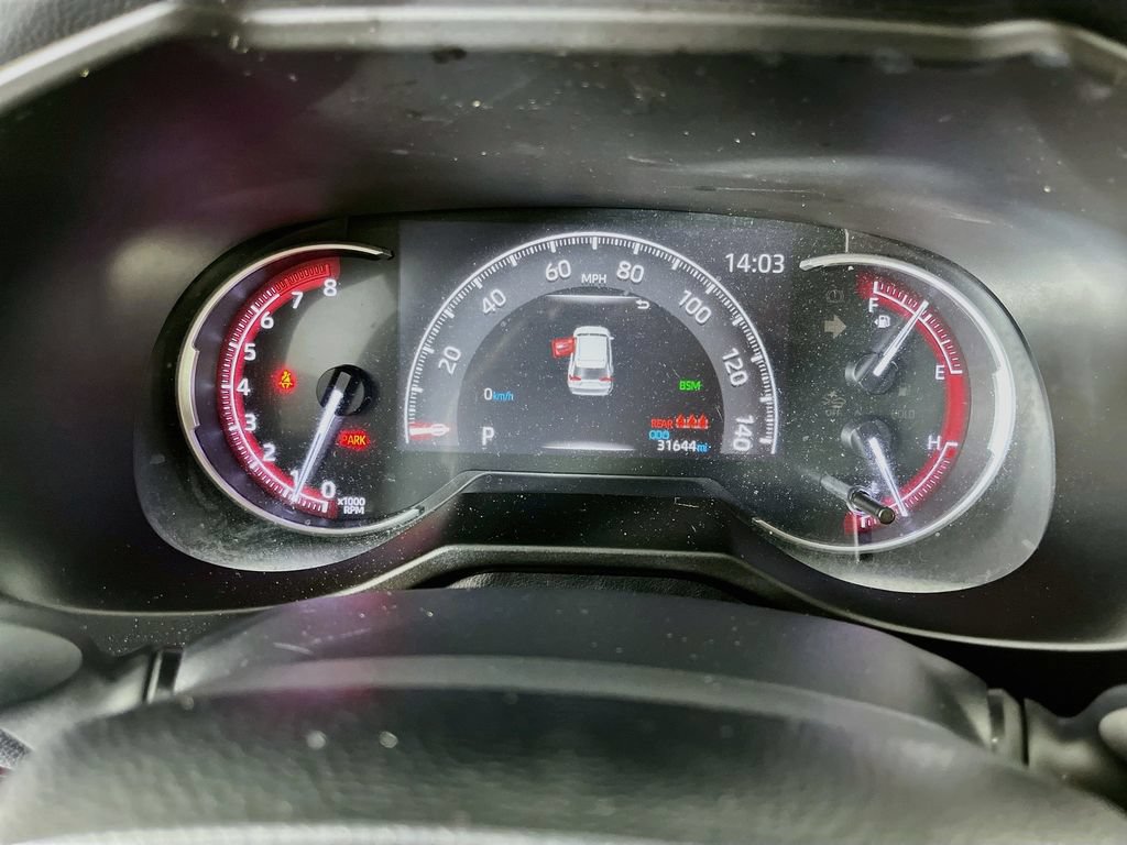 Used 2019 Toyota RAV4 Limited w/ Cold Weather Package FWD image 18