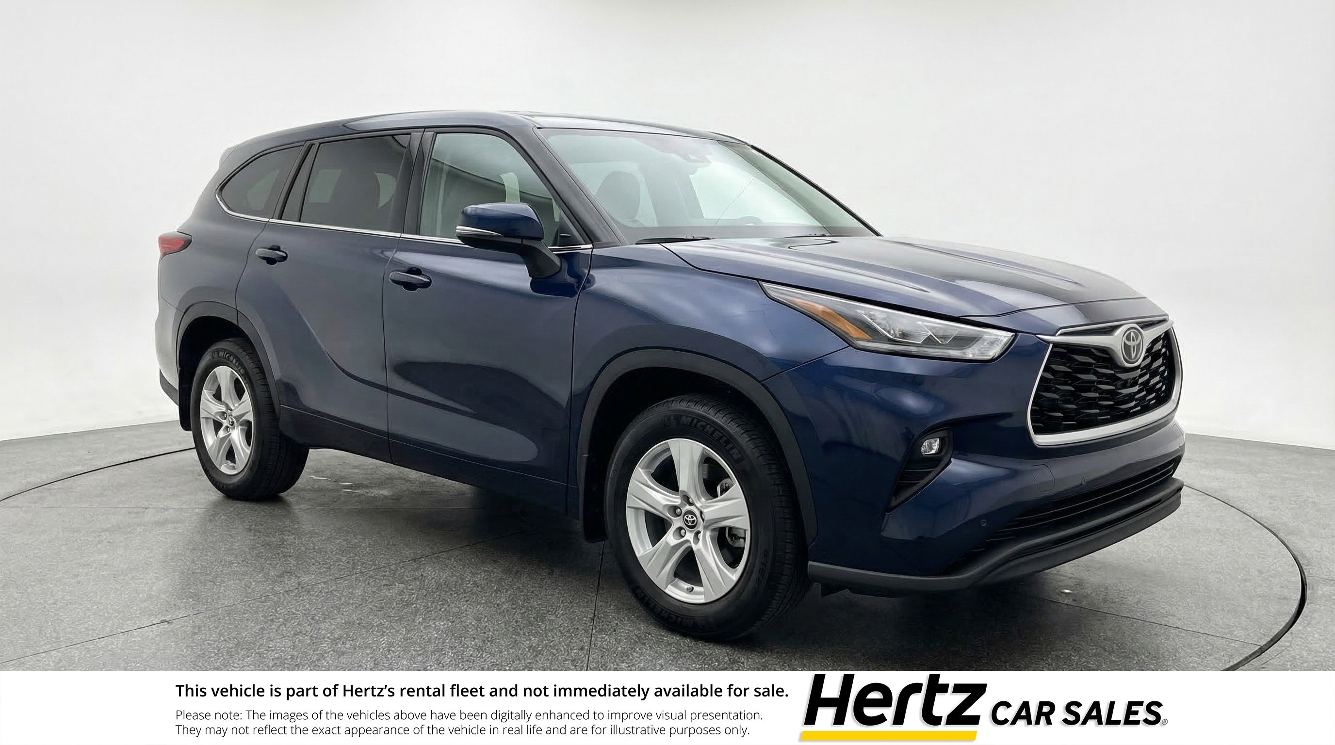 Used 2025 Toyota Highlander LE