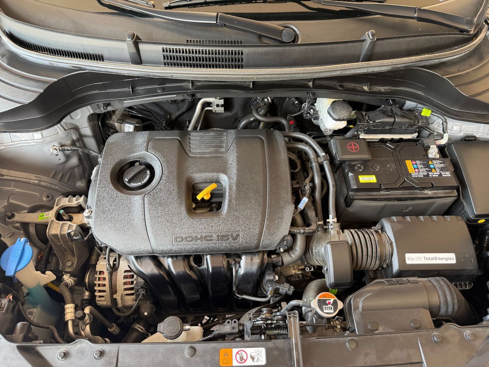 Used 2025 Kia Soul LX w/ LX Technology Package FWD image 26