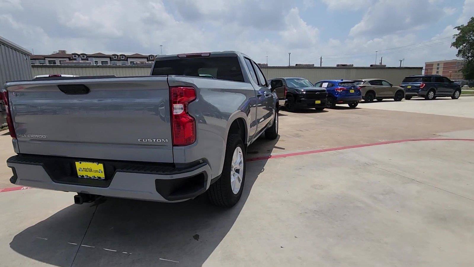 Used 2025 Chevrolet Silverado 1500 Custom RWD image 8