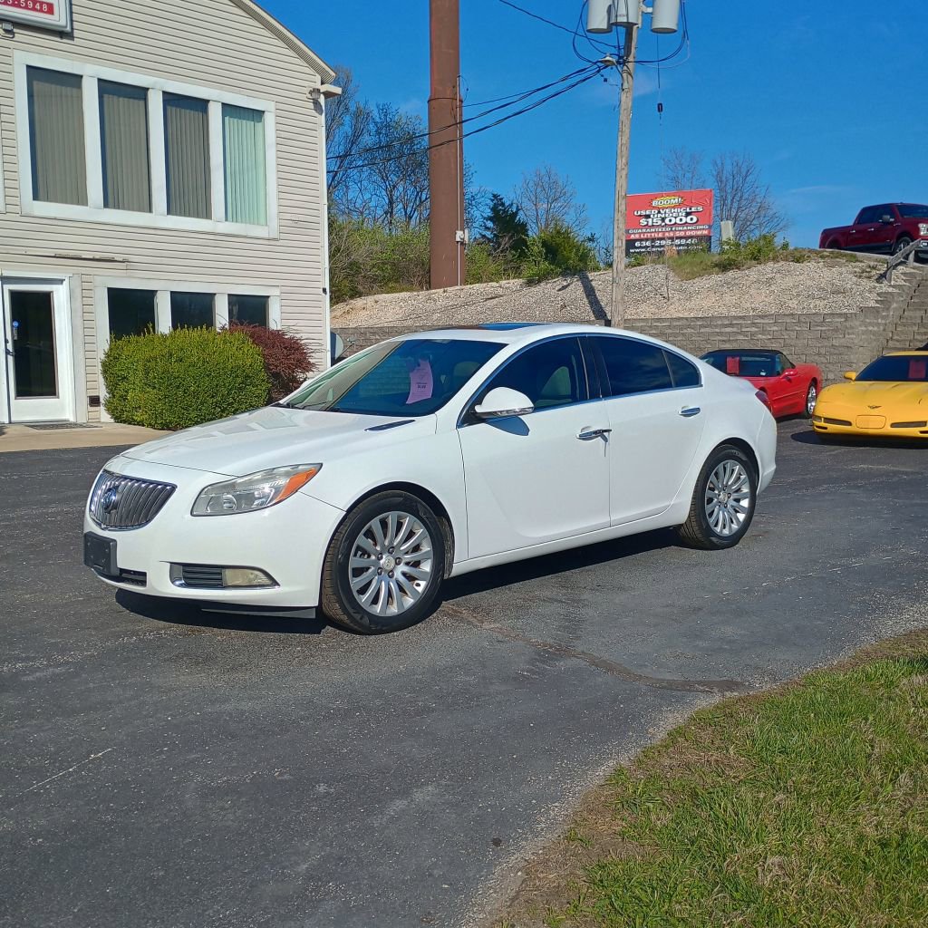 Used 2013 Buick Regal Premium FWD image 1