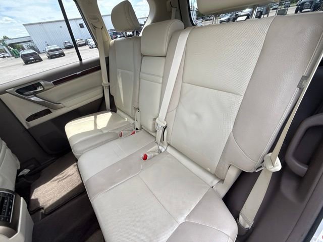 Used 2018 Lexus GX 460 Premium w/ Premium Package AWD/4WD image 22