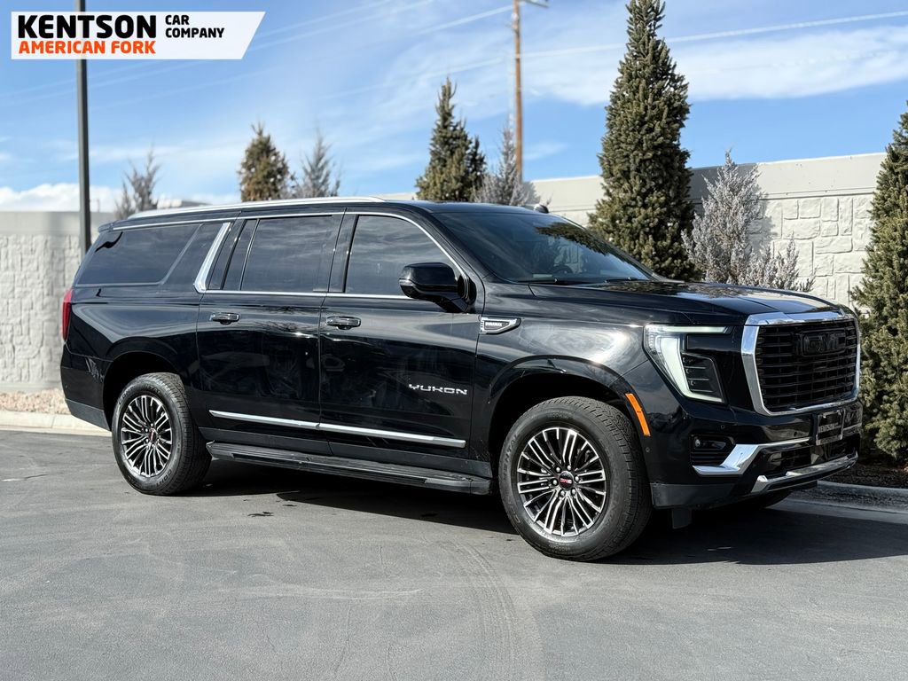 Used 2025 GMC Yukon XL Elevation image 12