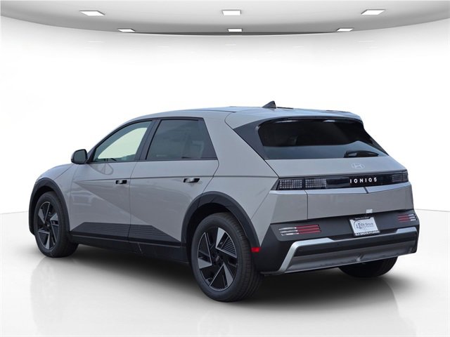 New 2026 Hyundai Ioniq 5 SE image 5