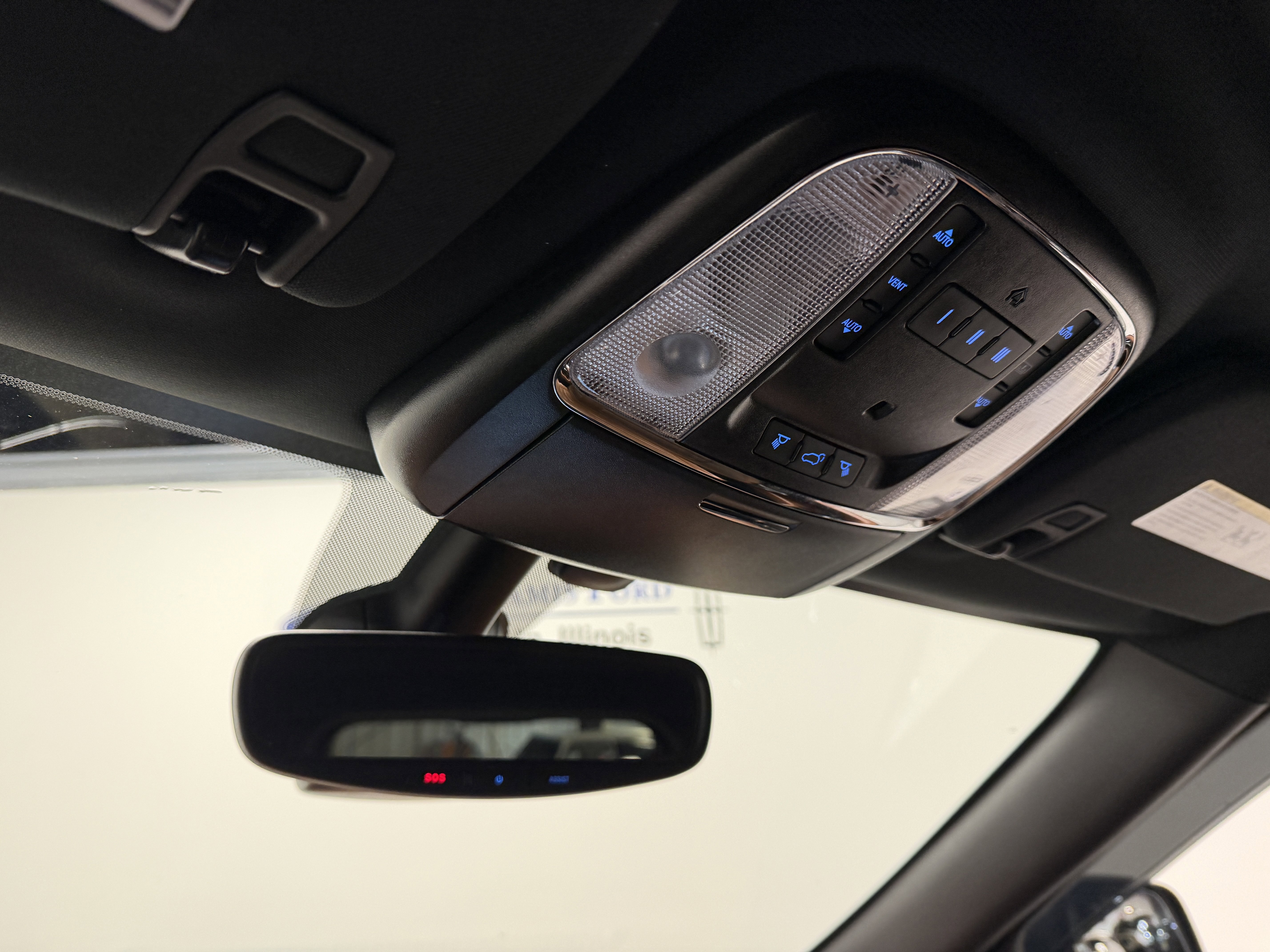 Used 2020 Jeep Grand Cherokee Overland image 9