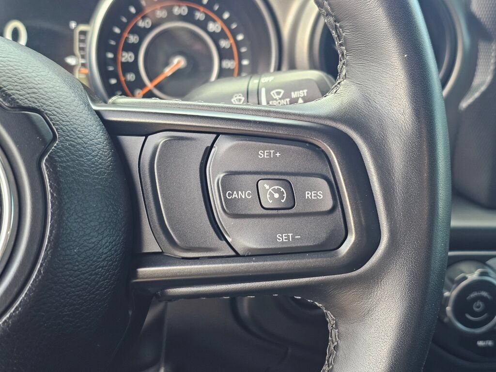 Used 2023 Jeep Gladiator Sport AWD/4WD image 33