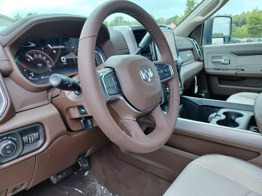 New 2026 RAM 2500 Laramie AWD/4WD image 11