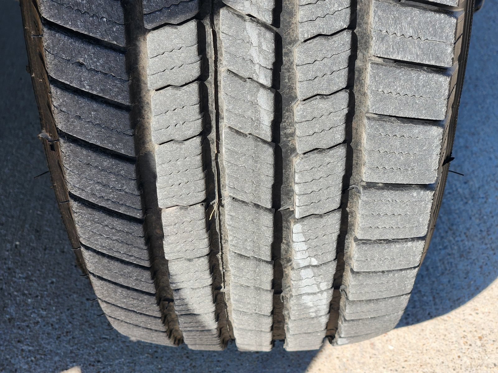 Used 2022 RAM 3500 Laramie AWD/4WD image 16