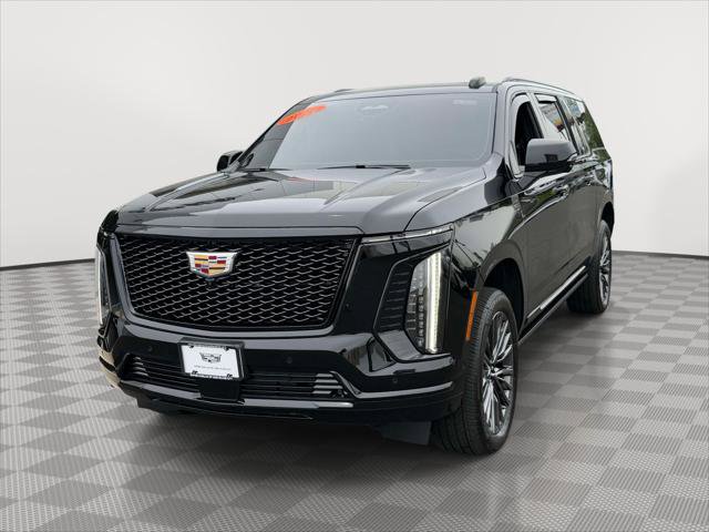 Used 2025 Cadillac Escalade ESV Sport Platinum AWD/4WD image 3