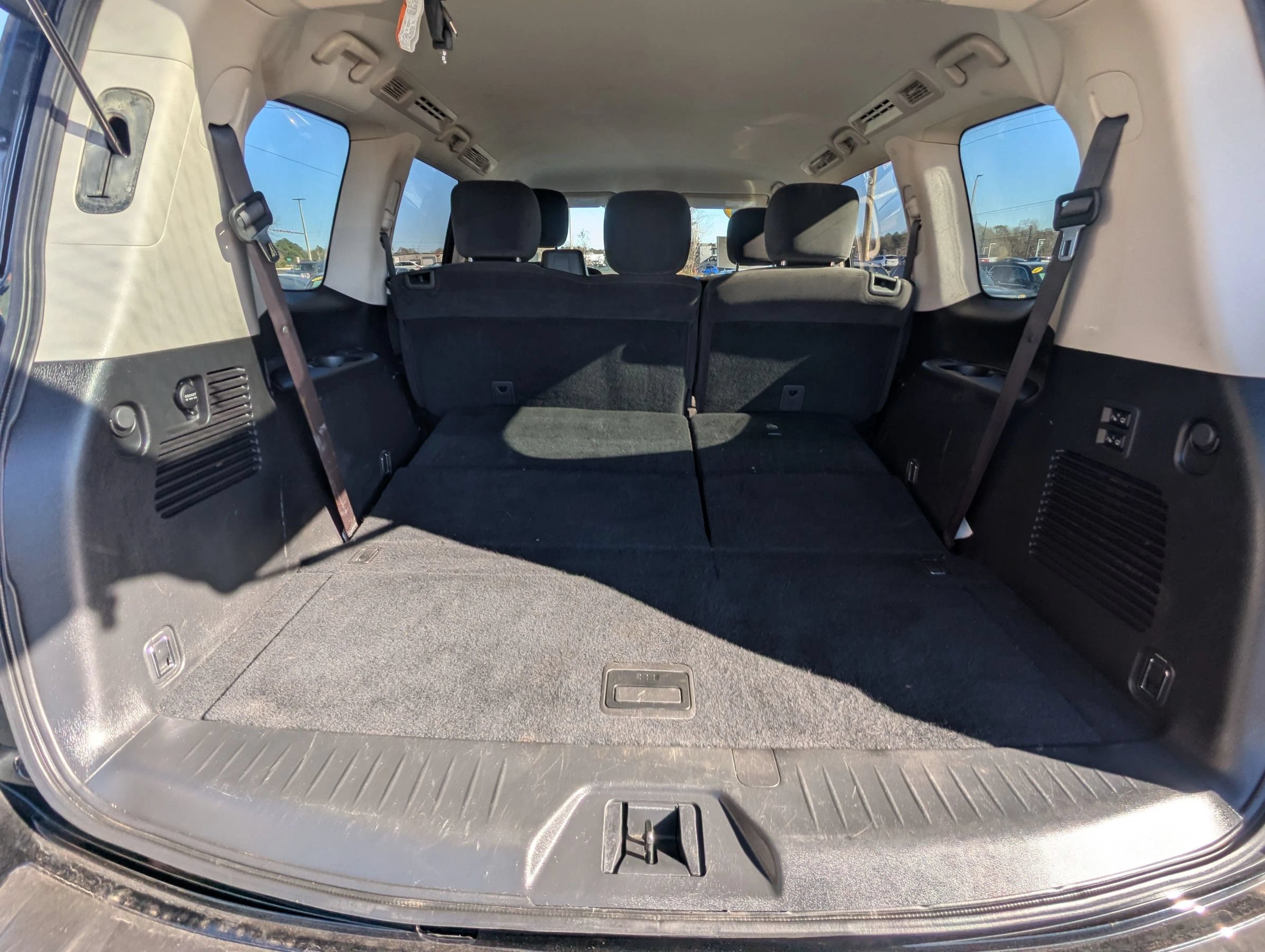 Used 2019 Nissan Armada SV w/ Driver Package AWD/4WD image 14