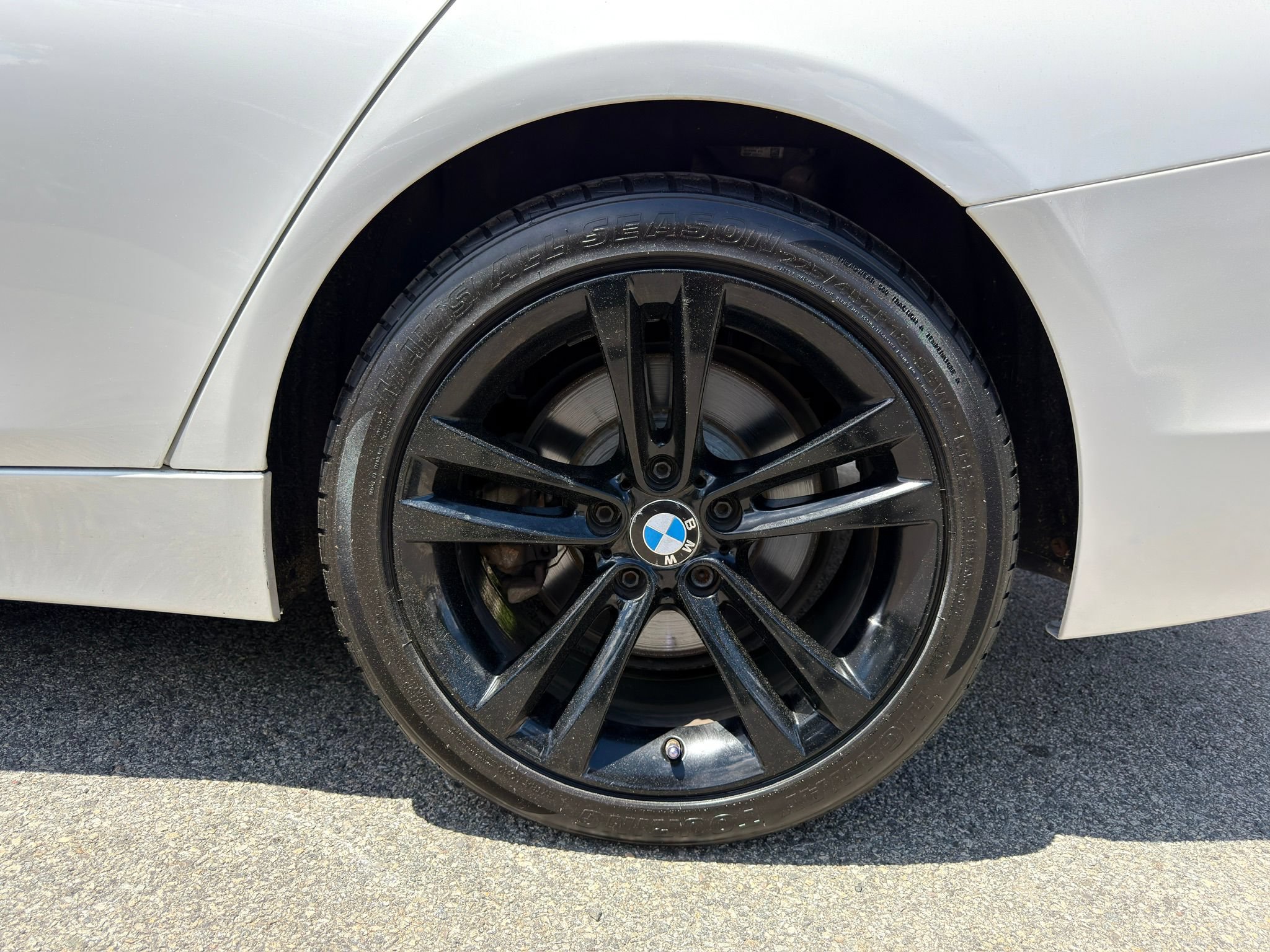 Used 2017 BMW 340i xDrive Sedan AWD/4WD image 25
