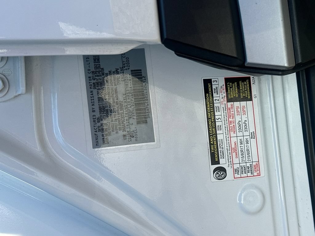 Used 2025 Nissan Kicks SV AWD/4WD image 45