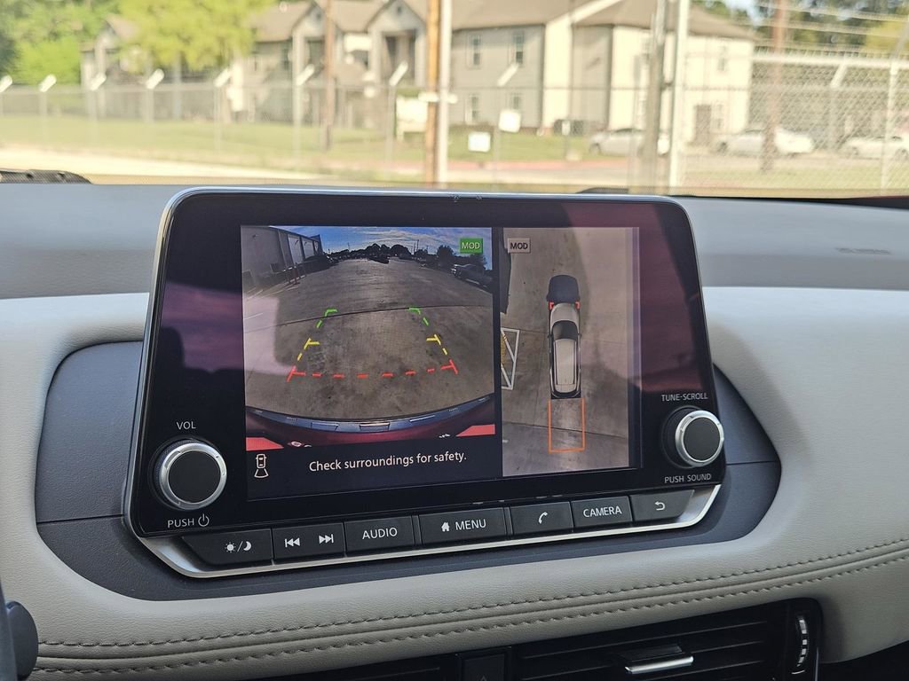 Used 2023 Nissan Rogue SL image 23