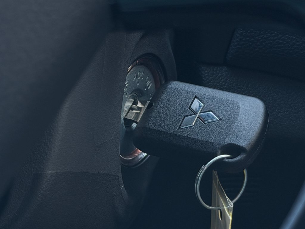New 2027 Mitsubishi Outlander Sport LE AWD/4WD image 13